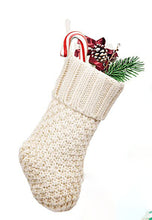 Carica l&#39;immagine nel visualizzatore di Gallery, Knitted Christmas Gift Mini Stockings
