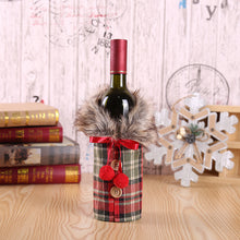 Carica l&#39;immagine nel visualizzatore di Gallery, Christmas Linen Cloth Bottle Decoration
