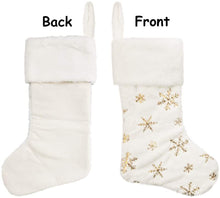 Carica l&#39;immagine nel visualizzatore di Gallery, Christmas Embroidery Snowflake Plush Stockings
