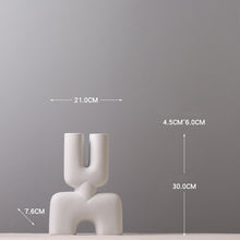 Carica l&#39;immagine nel visualizzatore di Gallery, Acrobatic Nordic White Vase
