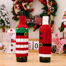 Carica l&#39;immagine nel visualizzatore di Gallery, Christmas Knitted Dress Bottle Cover
