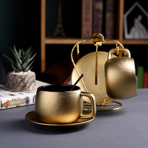 Luxurious Golden Christmas Coffee Cup Set