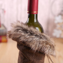 Carica l&#39;immagine nel visualizzatore di Gallery, Christmas Linen Cloth Bottle Decoration
