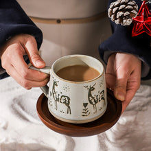 Carica l&#39;immagine nel visualizzatore di Gallery, White Christmas Retro Ceramic Mug
