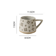 Carica l&#39;immagine nel visualizzatore di Gallery, White Christmas Retro Ceramic Mug
