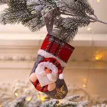 Carica l&#39;immagine nel visualizzatore di Gallery, Small Plaid Christmas Stockings
