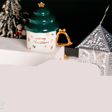 Carica l&#39;immagine nel visualizzatore di Gallery, Christmas Tree Shaped Ceramic Mug With Lid
