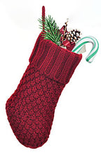 Carica l&#39;immagine nel visualizzatore di Gallery, Knitted Christmas Gift Mini Stockings
