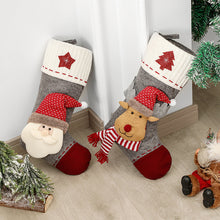 Carica l&#39;immagine nel visualizzatore di Gallery, Vintage 3D Christmas Decoration Stockings
