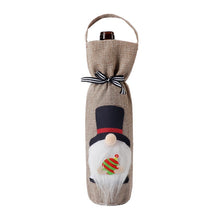 Carica l&#39;immagine nel visualizzatore di Gallery, Cute Christmas Decoration Wine Bottle Cover
