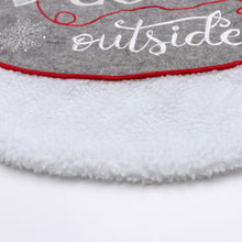 Carica l&#39;immagine nel visualizzatore di Gallery, Grey and White Christmas Tree Skirt Decoration
